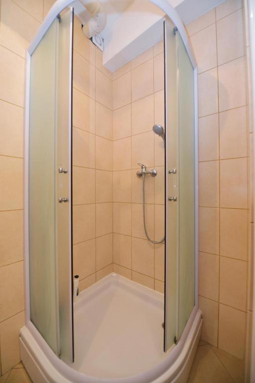 זאגרב Hostel Temza מראה חיצוני תמונה