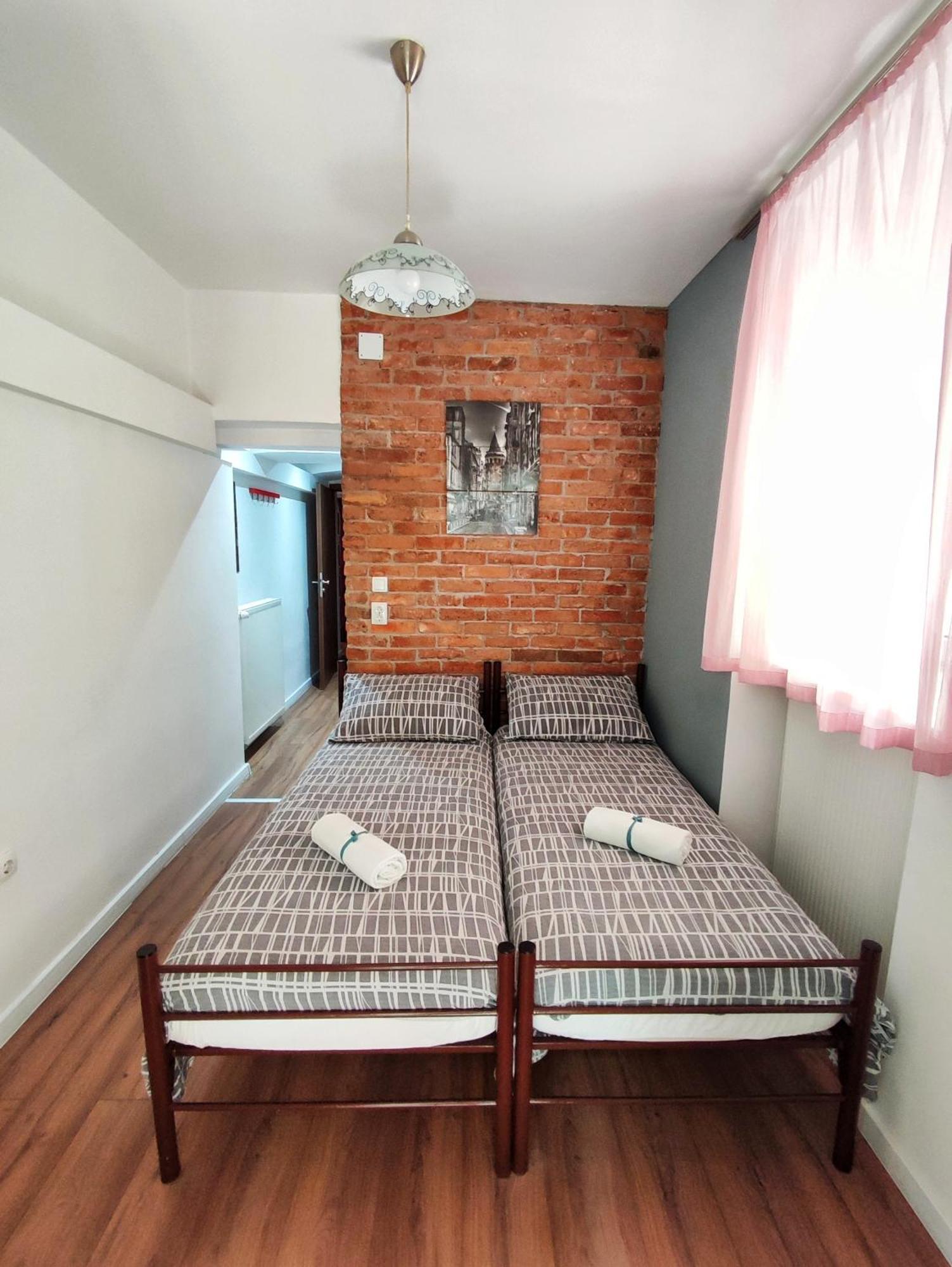 זאגרב Hostel Temza מראה חיצוני תמונה