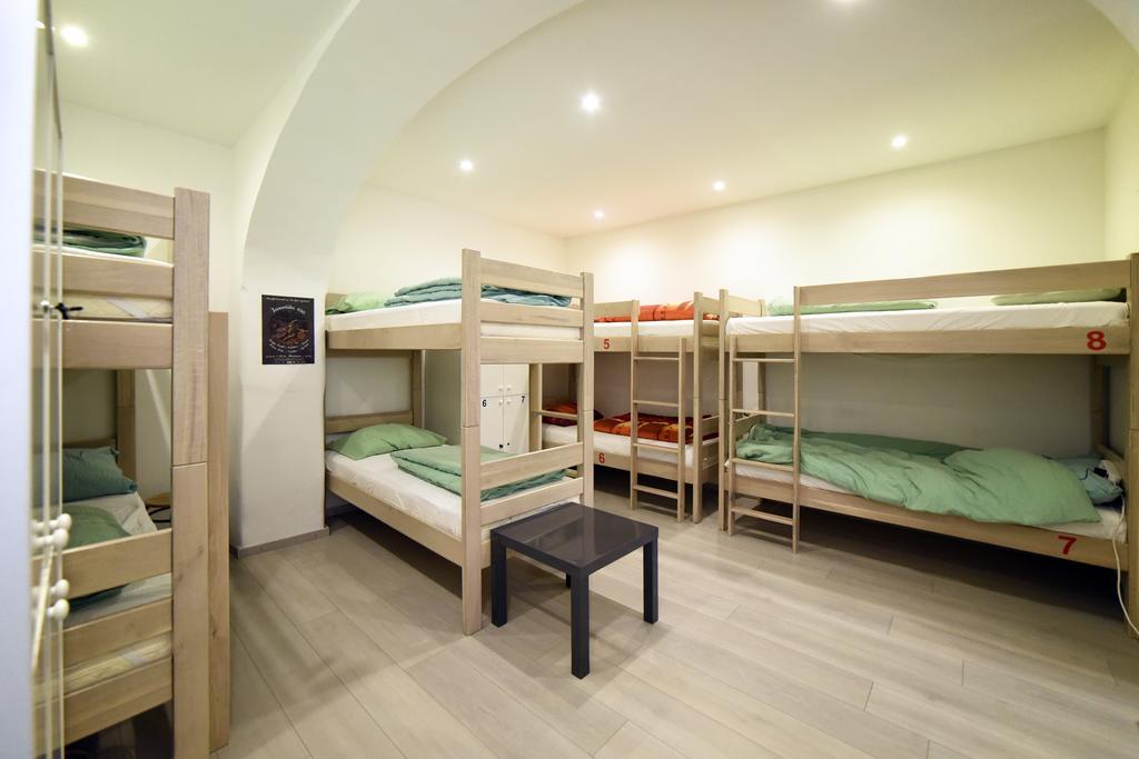 זאגרב Hostel Temza מראה חיצוני תמונה