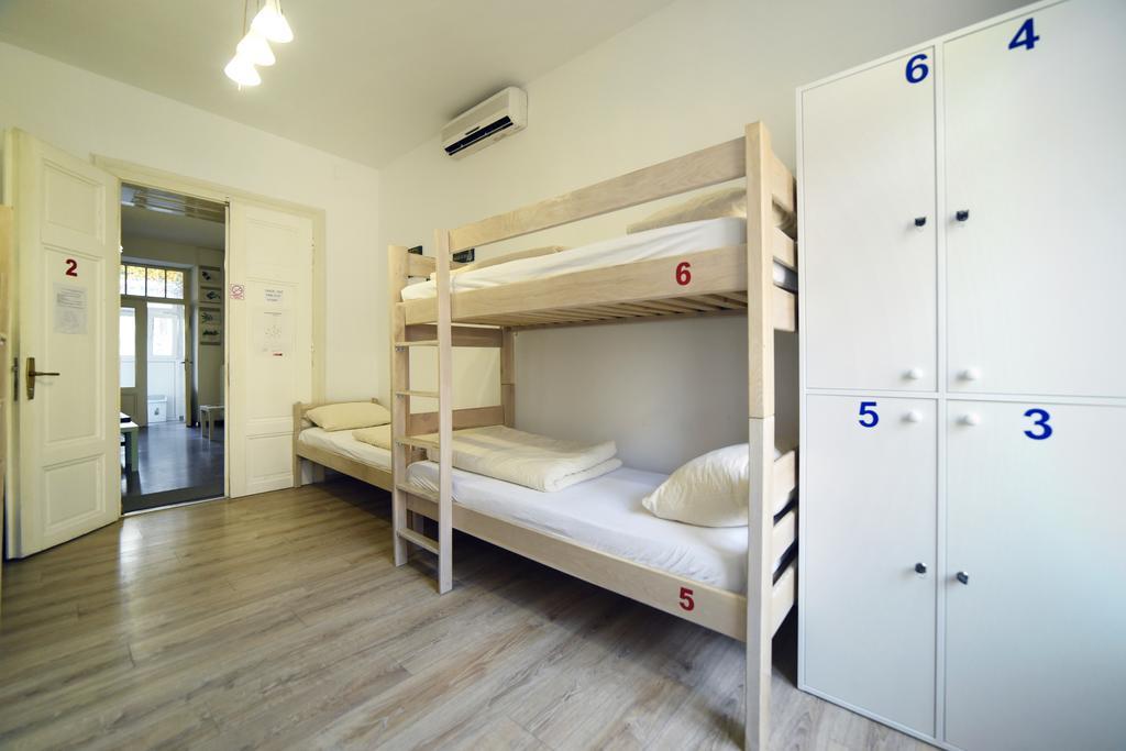 זאגרב Hostel Temza מראה חיצוני תמונה