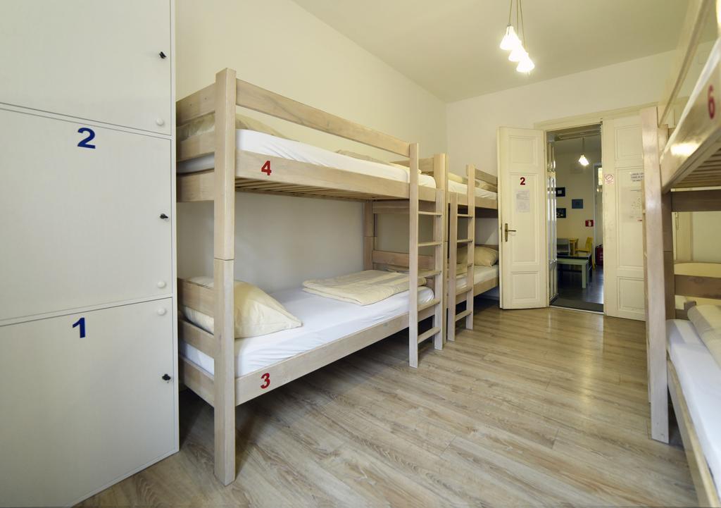 זאגרב Hostel Temza מראה חיצוני תמונה