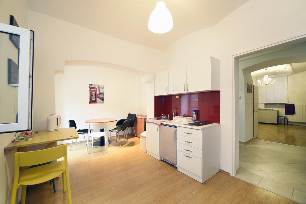 זאגרב Hostel Temza מראה חיצוני תמונה