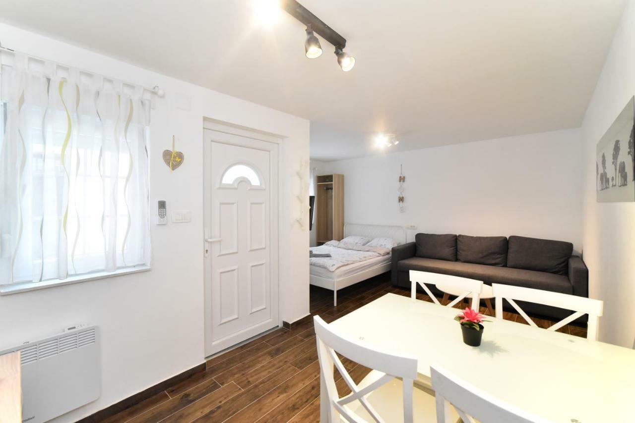 זאגרב Hostel Temza מראה חיצוני תמונה